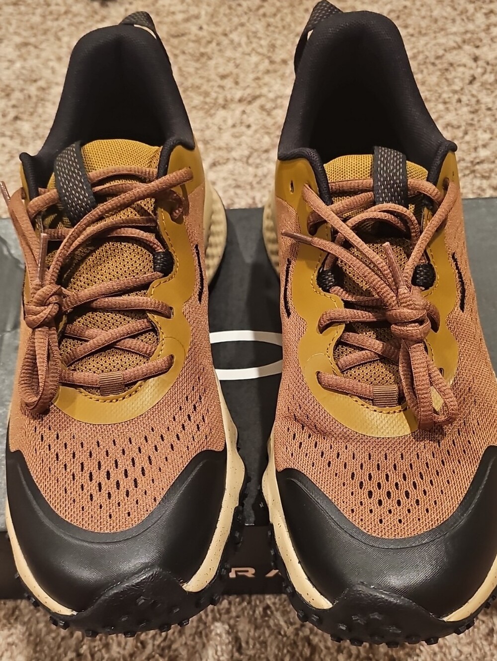 Men's Brown Athletic Trail Sneakers - Comfortable Support